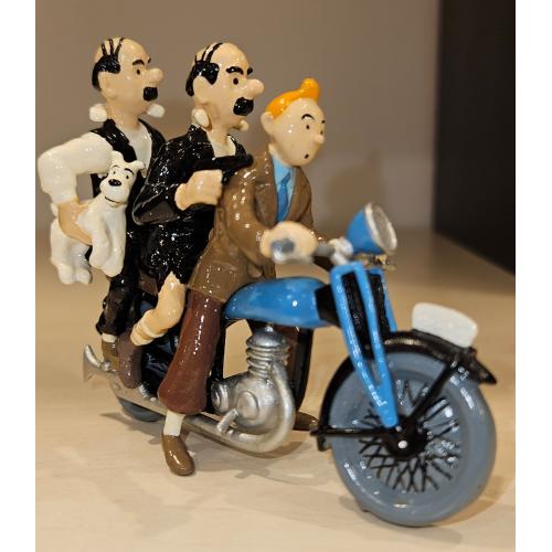 Tintin et les Dupondt sur la moto