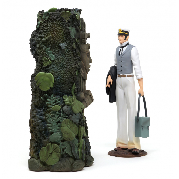 Corto Maltes statue Mû